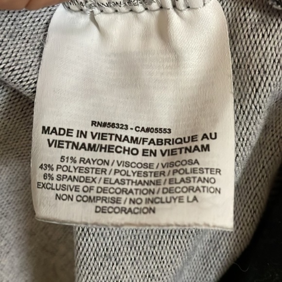 𝅺NIKE Pro Training Dri-Fit Hoodie - All Black - Small - Picture 3 of 5